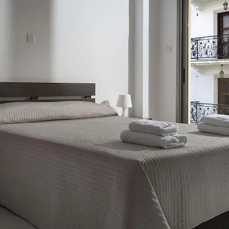 Qcc Apartment *
