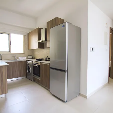 Qcc Apartment *