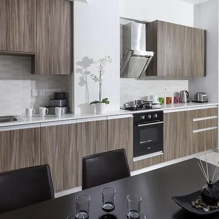Qcc Apartment