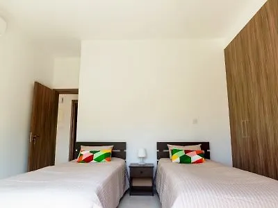 Qcc Apartamento Lárnaca