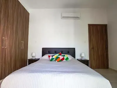 Apartamento Qcc Lárnaca